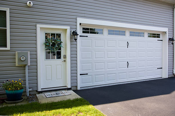 24/7 Emergency Garage Door Panel Replacement experts in Baca County County, CO